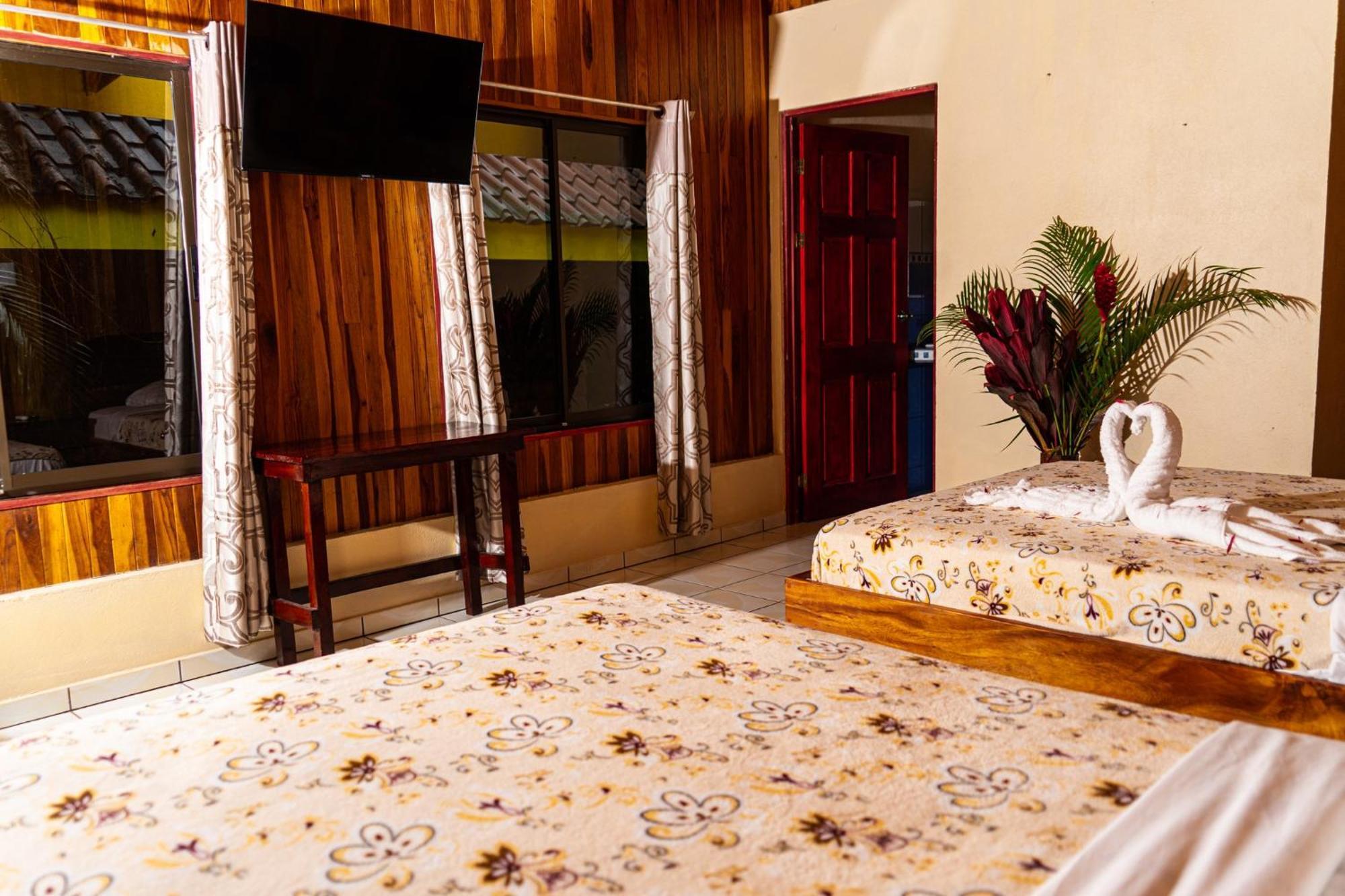 Selvita Lodge Arenal La Fortuna Eksteriør bilde